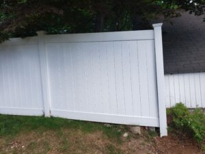 wood+fence+repair"